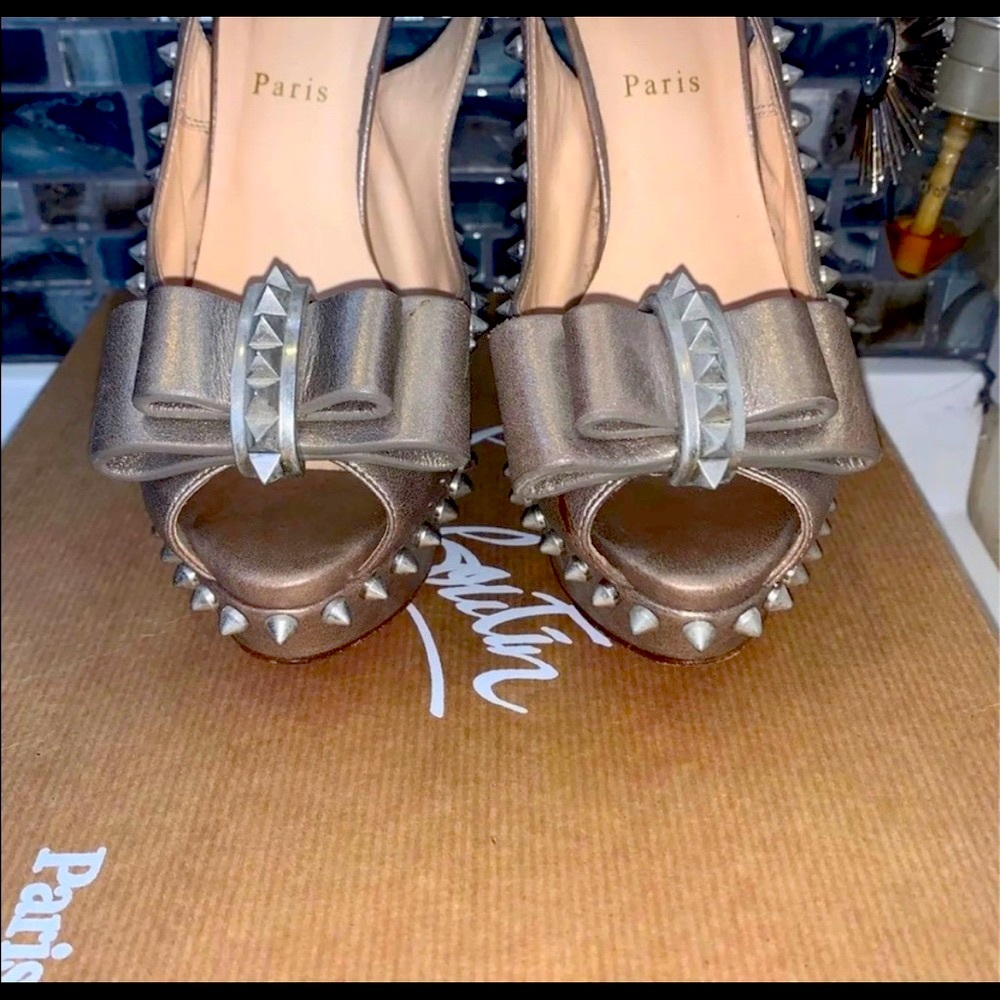 COPY - Christian Louboutin Clou Noed spikes 150 kid